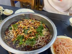 -周良天山牛杂城(天山路总店)