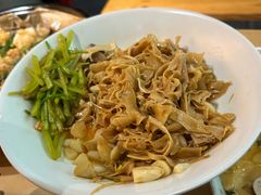 -裕鼎鲜·新中菜(金鼎广场店)
