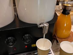 -上海外滩老码头亚朵酒店