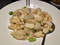 虾仁马蹄鸡头米-吴越荣记·苏州菜·松鼠桂鱼(斜塘老街店)