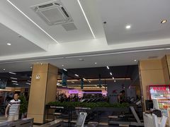 -英派斯健身游泳馆