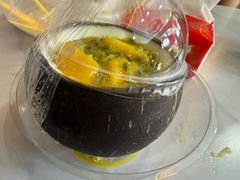 -椰吉满•鲜椰饮品(侨港黑金冠好店)