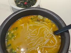 -鸡汤过桥·过桥米线