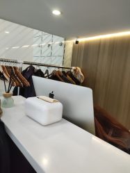 -I+造型烫发染发