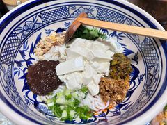 -蜗牛小馆醉乡民谣云南菜(惠新西里店)