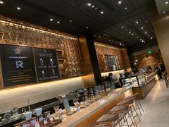 自助取餐区-星巴克臻选(北京颐堤港中心第二店)