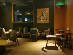 大堂-星巴克(红房子店)