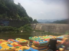 -尧山大峡谷漂流