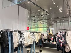 -URBAN REVIVO(深圳华润万象天地店)