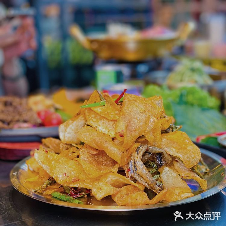 火爆的韩国烤肉小酒馆来万科啦丨大叹号·韩式烤肉·小酒馆