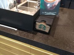 -星巴克(广州中华广场B1层店)