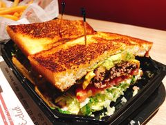 -The Habit Burger Grill 哈比特汉堡(复兴soho店)