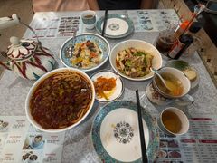 -汗腾格里·风味餐厅(新疆驻京办店)