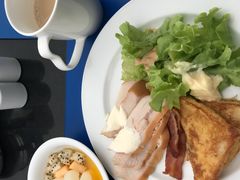 -曼谷湄南河畔华美达广场酒店