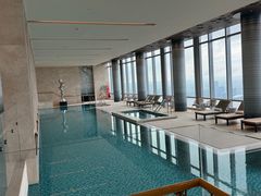 -成都华尔道夫酒店游泳池