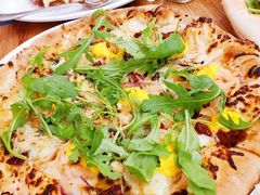 烤鸡乳酪蔬菜披萨-城市大道红炉披萨烘焙坊