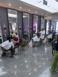 -藤野造型烫染·漂发