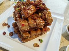 -铜锣湾·有麝自然香(重庆新天地店)