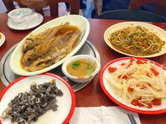 -聚首堂·特色小吃·肘子(什刹海德胜门店)