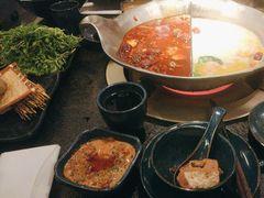 -湊湊火锅·茶憩(打浦桥日月光店)