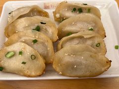 牛肉鍋貼-小姜锅贴(凤凰街店)