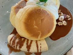 榛果巧克力奶油芝士舒芙蕾松饼-UPPER KITCHEN(延安路店)
