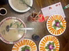 -醉美东江·三文鱼·烧鸡公