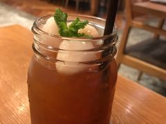 -ROAST coffee & eatery