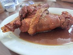 -巷子深菜馆·津门肘子(滨海店)