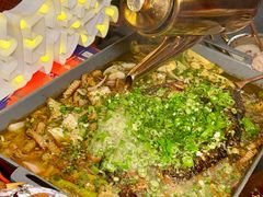 -何师烧烤Pro ·江湖川菜·小龙虾·精酿(太古里旗舰店)