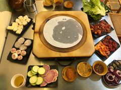 -阿昌白族石板烧·菌锅(大理古城店)