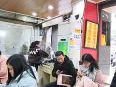 等位区-吃不亏特色包子(三峡广场店)