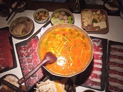 -旺福·贵州酸汤牛肉火锅(陆悦天地店)
