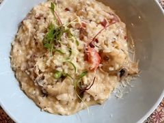 意式培根牛肝菌烩饭-小芳廷餐厅