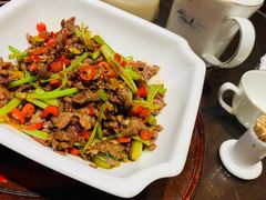 -湘潭九龙鱼头店(城南西路店)