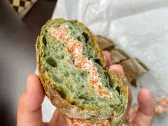草莓飞鱼籽面包-Let's Taipei 非常烘焙(太古里店)