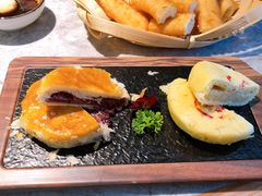 鲜花饼-滇色蒸汽石锅鱼(京华城店)