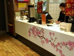 -麦当劳(新城市广场店)