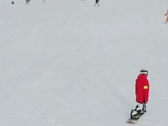 -济南卧虎山滑雪场