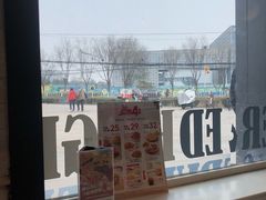 -必胜客(绿地新都会店)