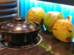 -东椰·海南椰子鸡火锅(朝阳门店)