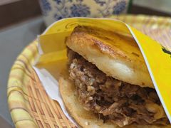 -穆得·老周家牛肉烧饼(普利街店)