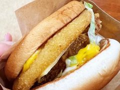 芝芝酪酪堡-麦当劳(北亭广场分店)