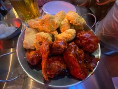 -BHC炸鸡(明洞总店)