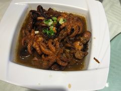 -赶海部落海鲜城(海阳路店)