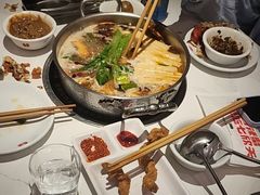 -七欣天香辣蟹火锅(闵行浦江欢乐颂店)