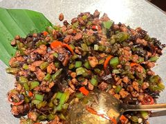 黑三剁-云海肴·汽锅鸡·云南代表菜(美罗城店)