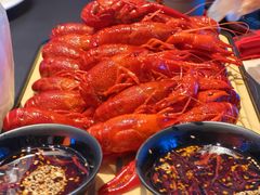 -肥肥虾庄·金牌油焖大虾(杨园滨江时代walk店)