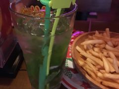 -Helens海伦司小酒馆(津湾广场店)