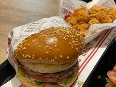 -The Habit Burger Grill 哈比特汉堡(爱琴海店)